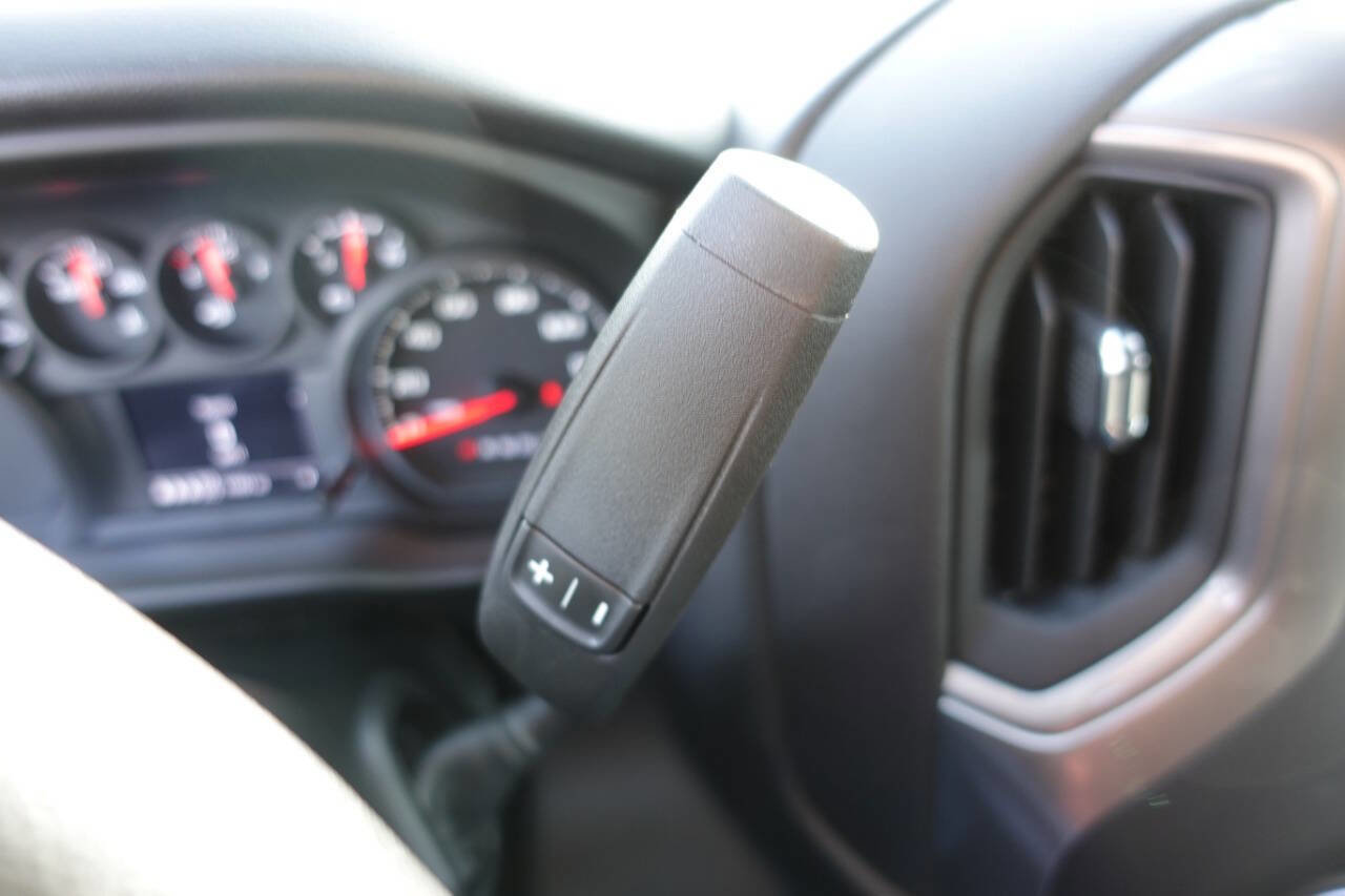 Used 2025 Chevrolet Silverado 2500 Custom w/ Custom Value Package image 49