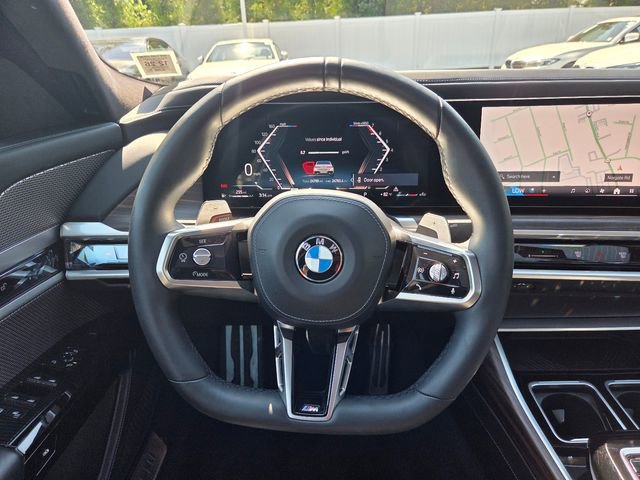 Used 2023 BMW 760i xDrive w/ Executive Package AWD/4WD image 14