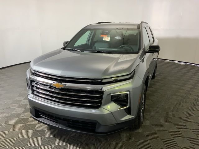 New 2026 Chevrolet Traverse LT w/ Driver Confidence Package image 3