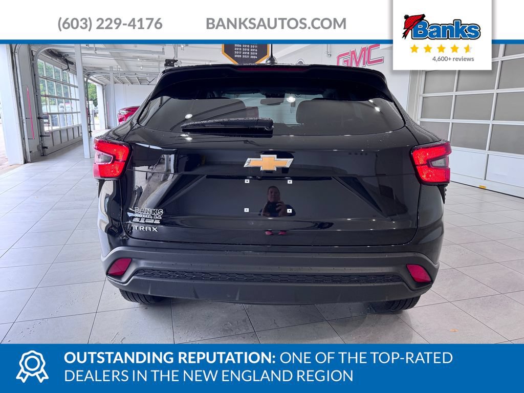 Certified 2024 Chevrolet Trax LS FWD image 7