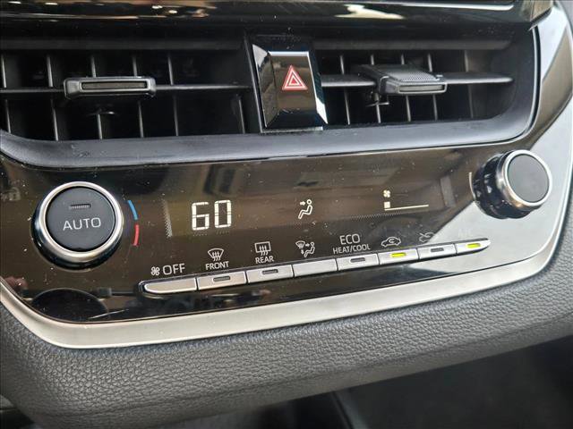 Used 2025 Toyota Corolla LE image 14