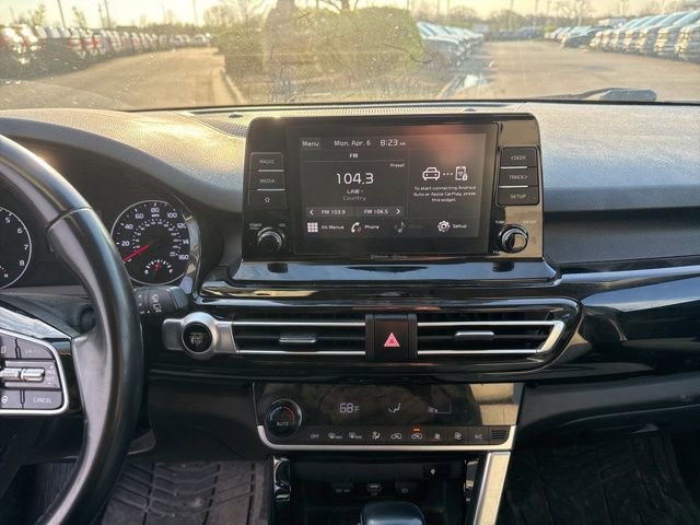 Used 2021 Kia Seltos EX image 16