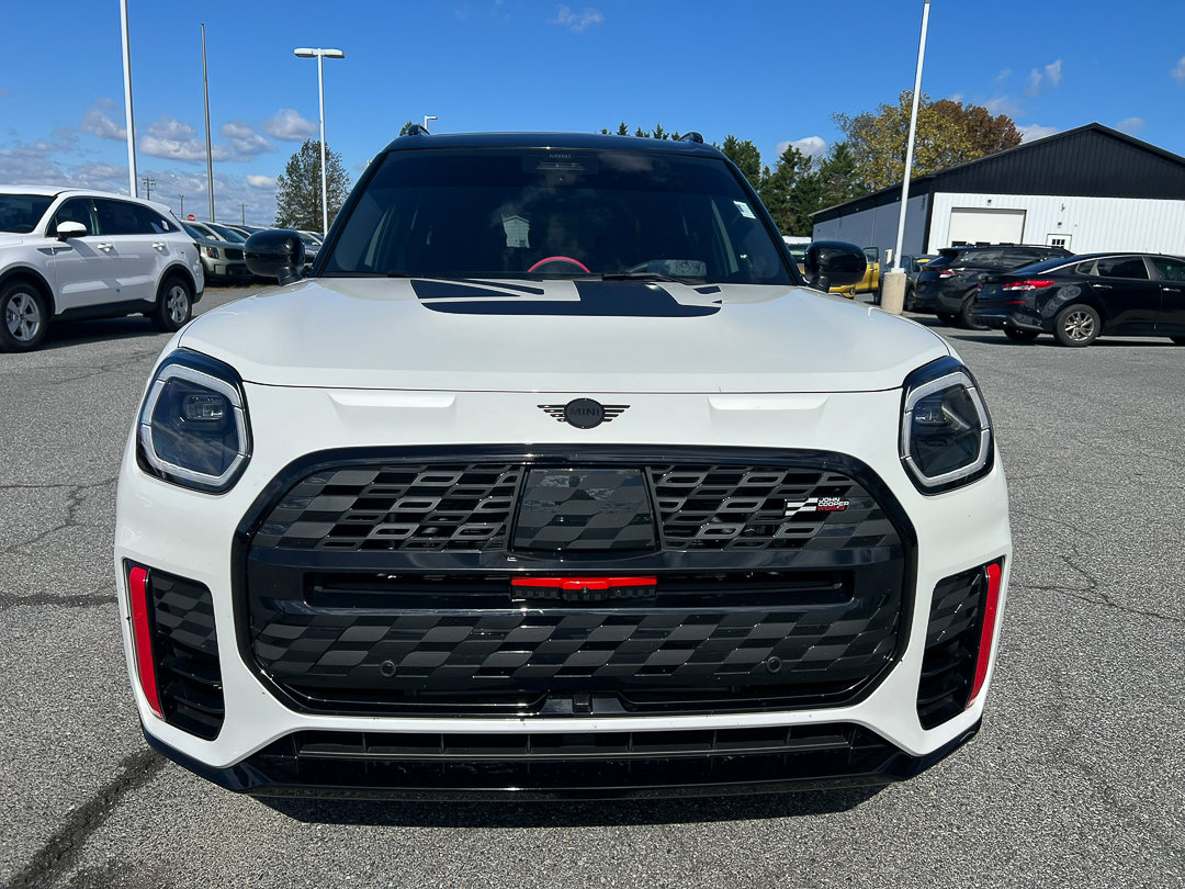 Used 2025 MINI Cooper Countryman John Cooper Works w/ Comfort Package Max image 11