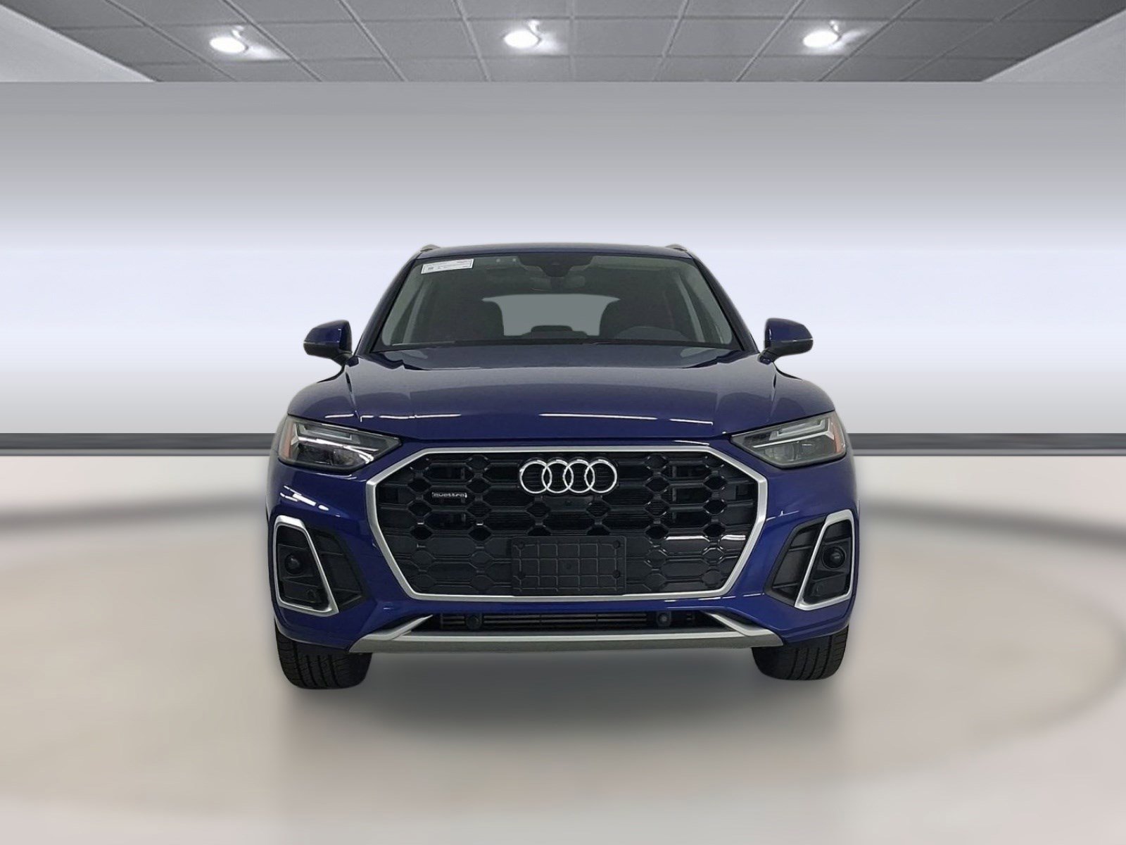 Used 2024 Audi Q5 e Premium Plus w/ Premium Plus Package image 6