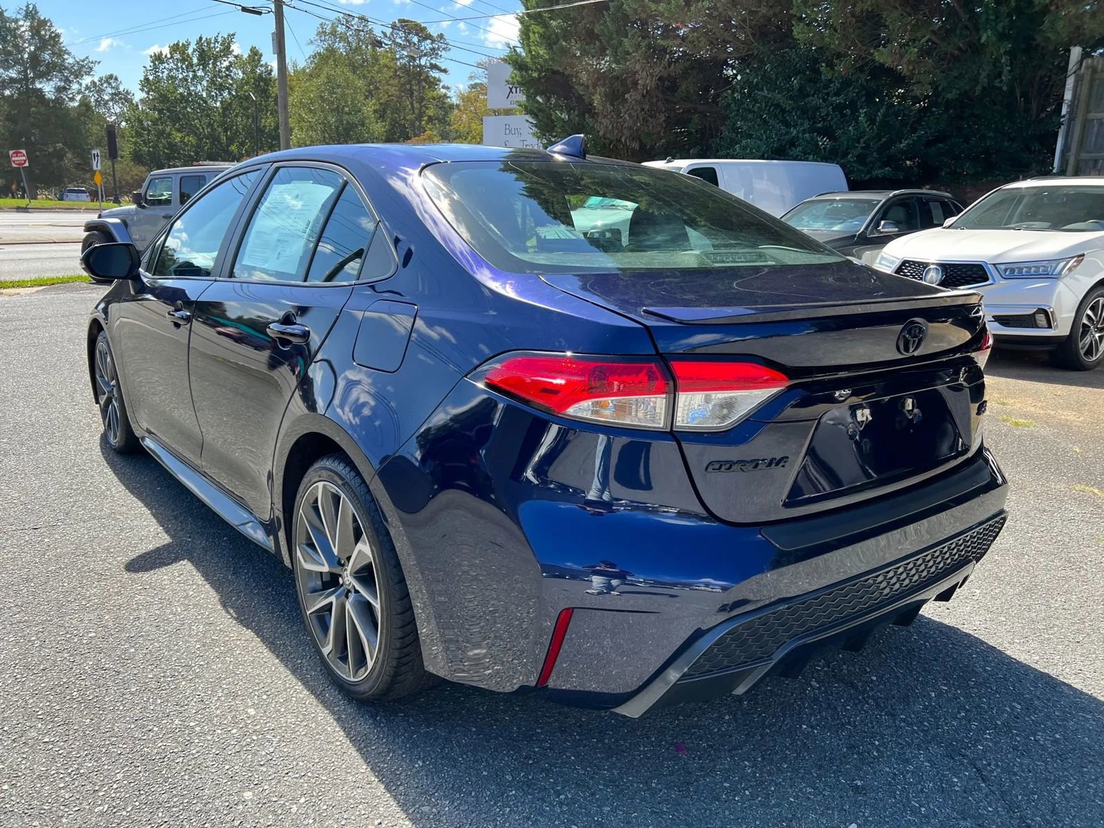 Used 2022 Toyota Corolla SE image 6