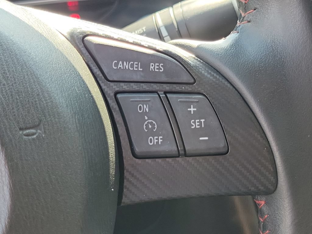 Used 2015 MAZDA MAZDA3 i Touring FWD image 25