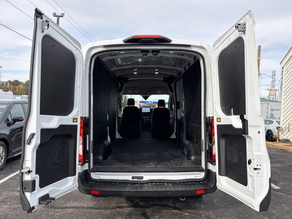 Used 2024 Ford E-Transit Base w/ Load Area Protection Package image 28