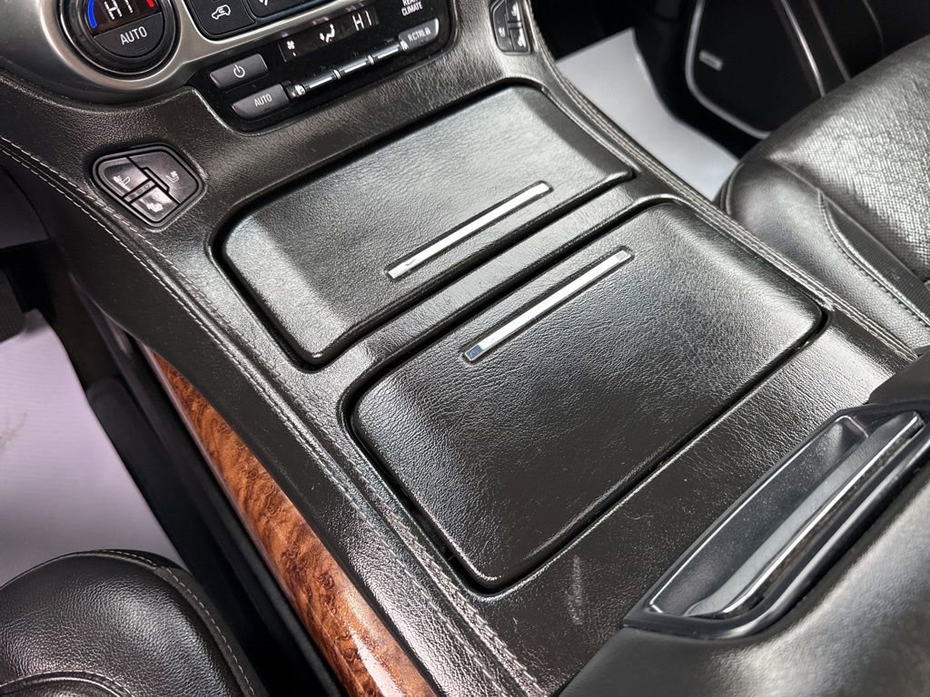 Used 2018 Chevrolet Suburban Premier AWD/4WD image 43
