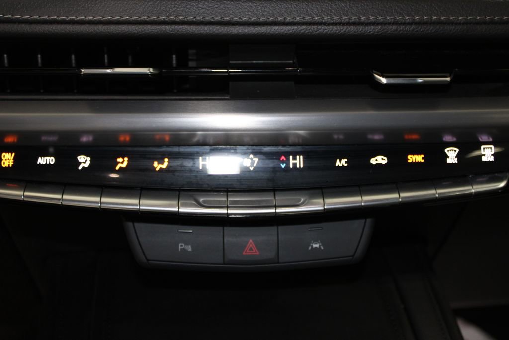 Used 2024 Cadillac XT4 Premium Luxury image 51