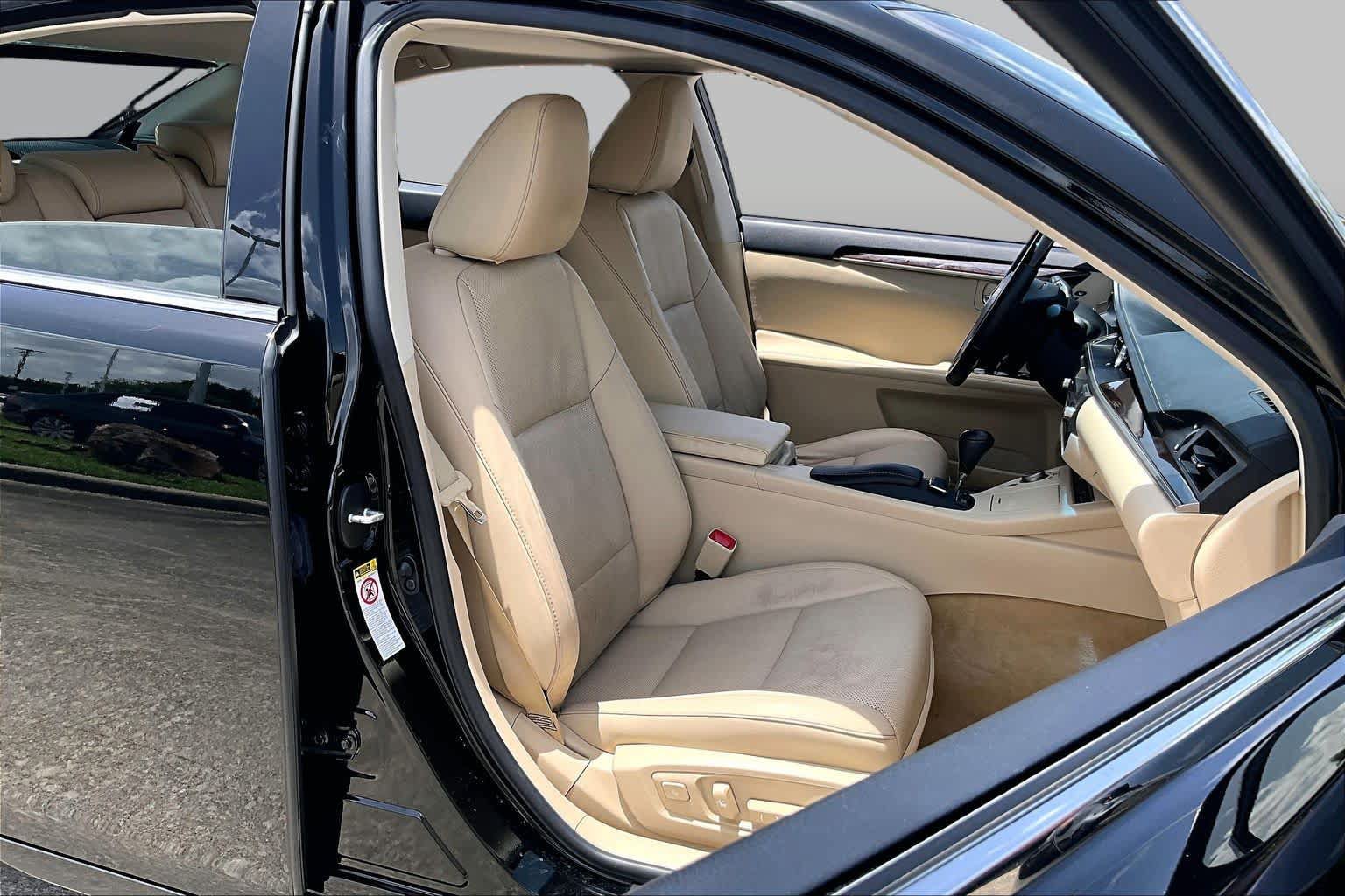 Used 2014 Lexus ES 350 w/ Luxury Package FWD image 8