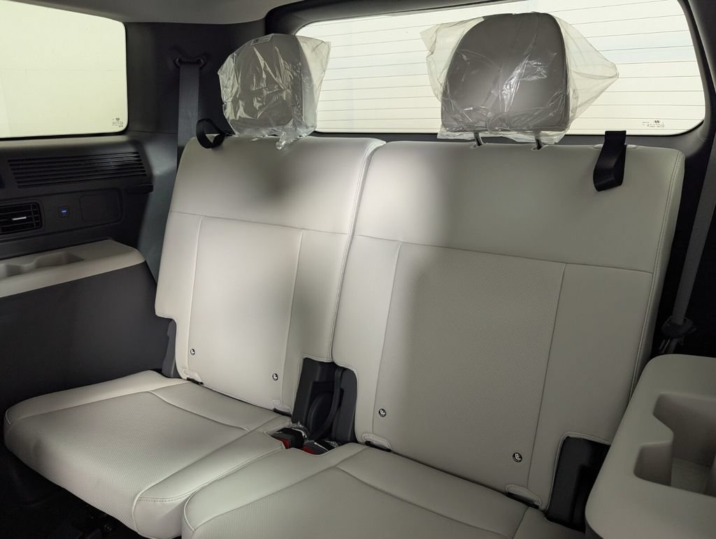 New 2026 Hyundai Santa Fe SEL FWD image 24