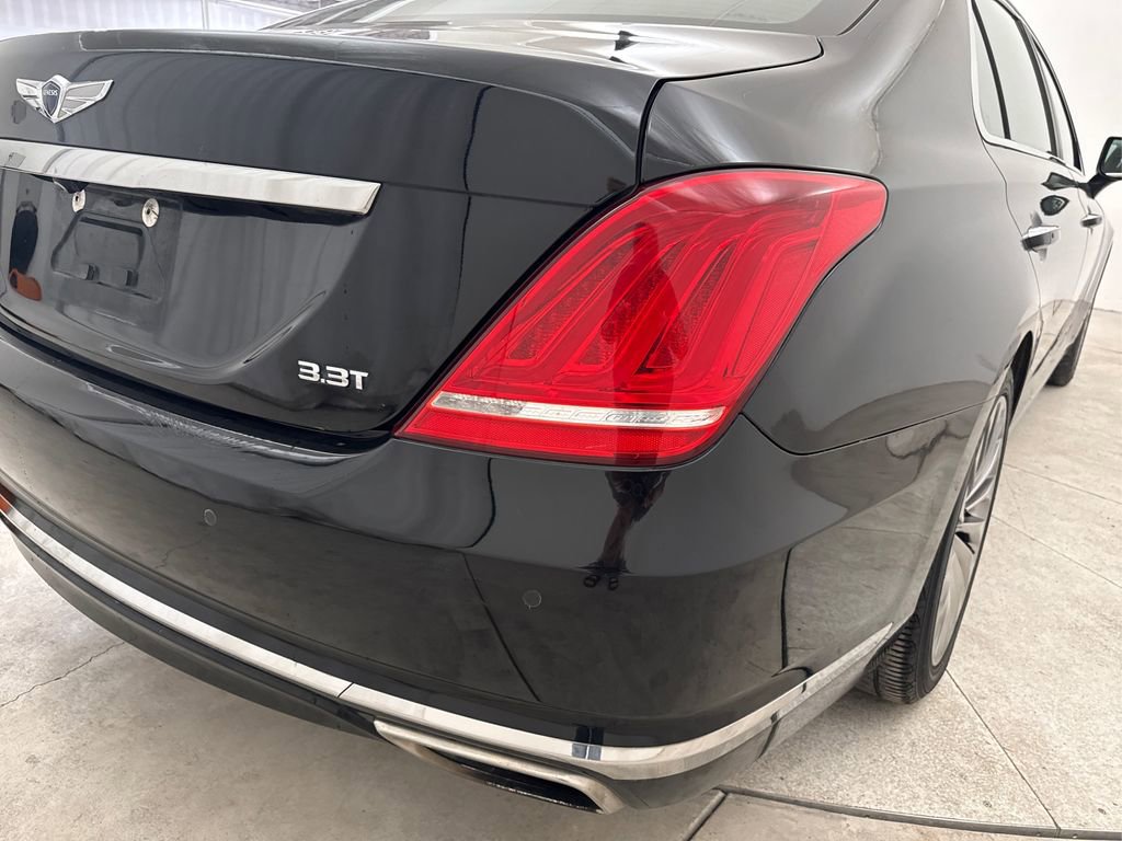 Used 2017 Genesis G90 3.3T Premium image 20