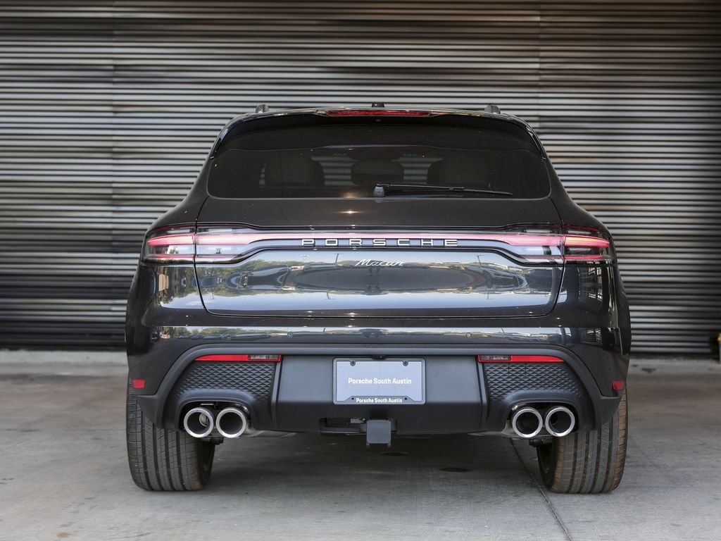 Certified 2026 Porsche Macan AWD/4WD image 6