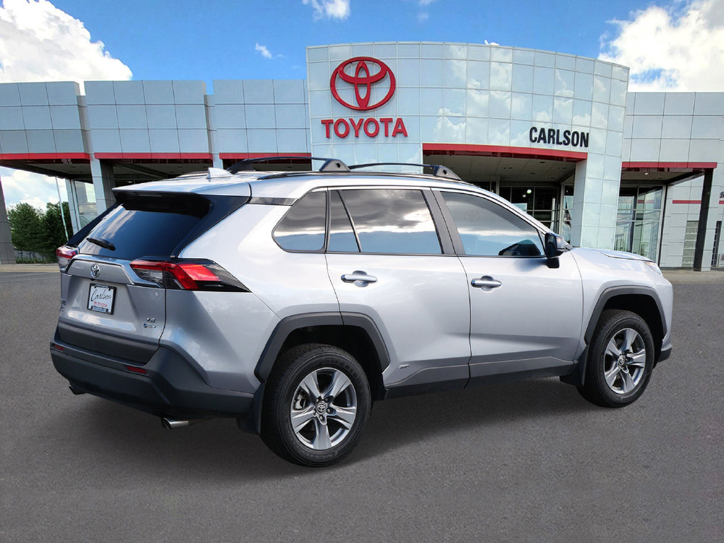Certified 2025 Toyota RAV4 LE AWD/4WD image 5