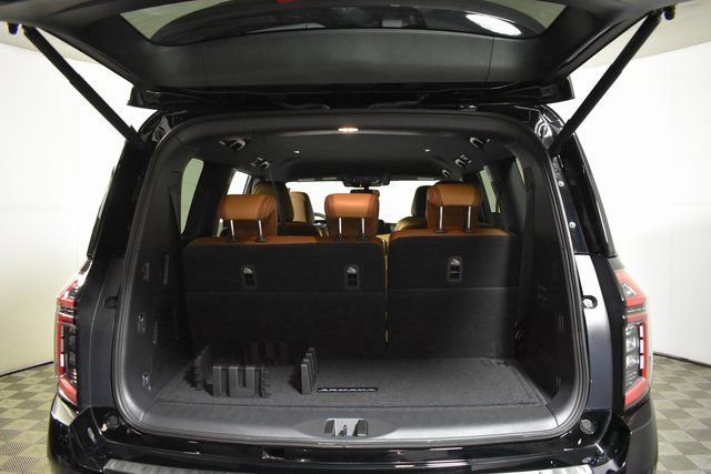 New 2025 Nissan Armada SL w/ Captain's Chari Seat Package AWD/4WD image 39