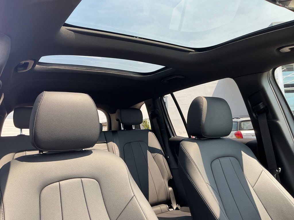 New 2026 Mercedes-Benz GLB 250 4MATIC image 18