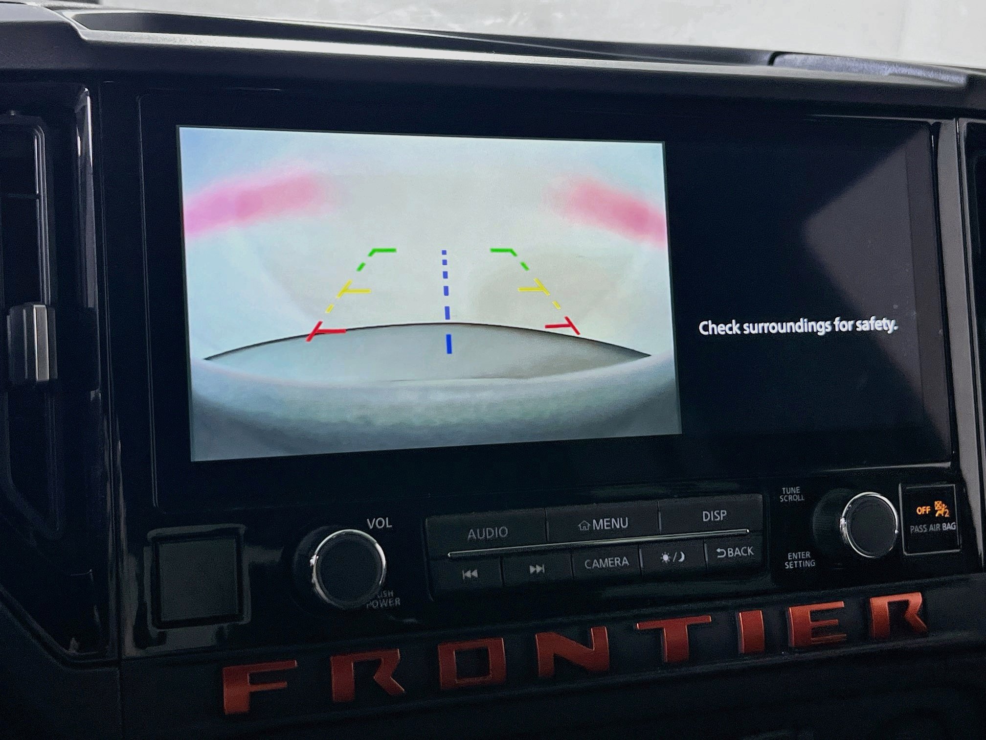 Used 2025 Nissan Frontier PRO-4X AWD/4WD image 13