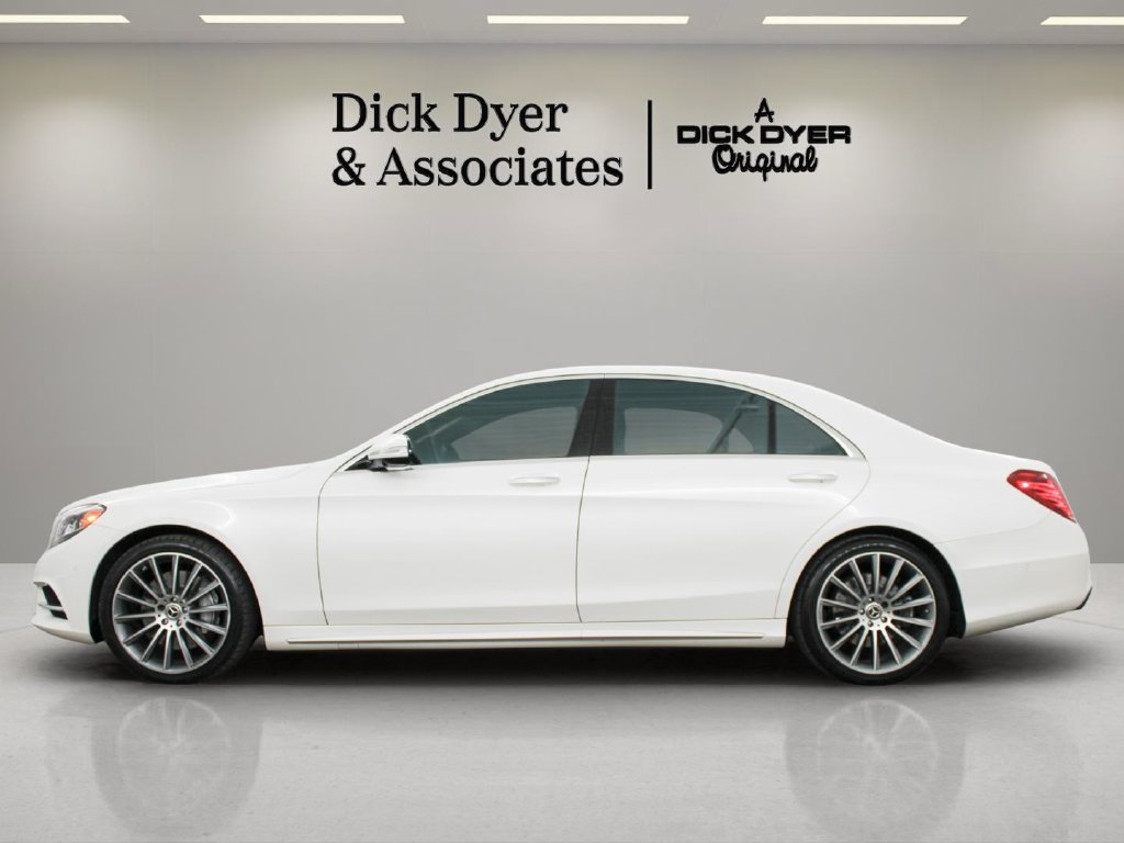 Used 2017 Mercedes-Benz S 550 Sedan image 15