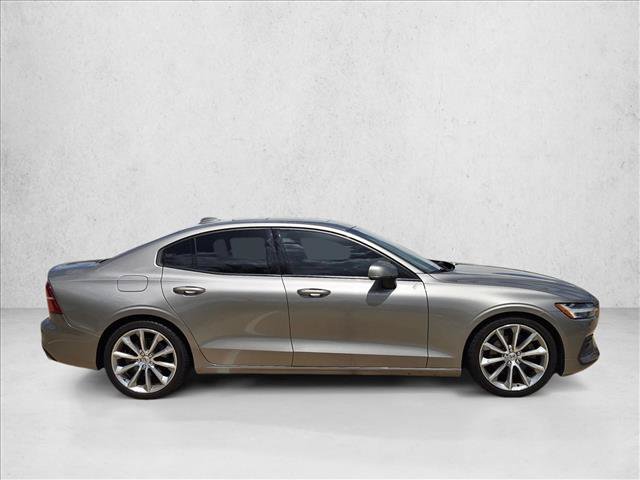 Used 2020 Volvo S60 T5 Momentum FWD video 4