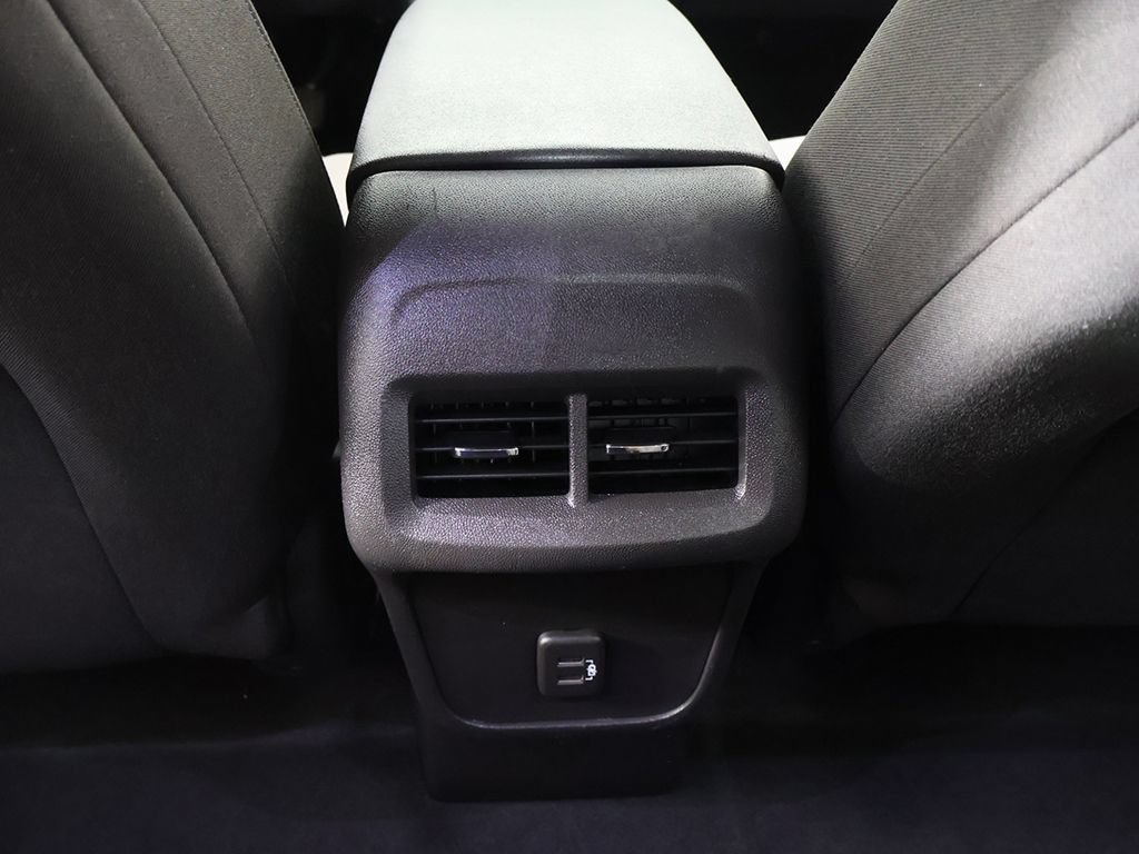 Used 2024 Chevrolet Equinox LS AWD/4WD image 46