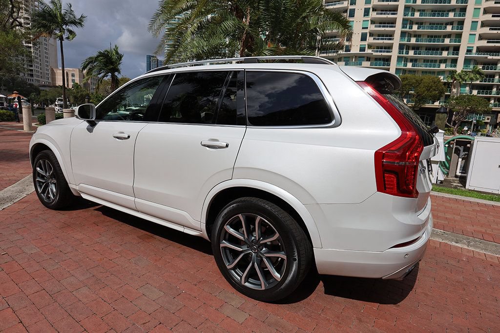 Used 2017 Volvo XC90 T6 Momentum w/ Vision Package AWD/4WD image 18