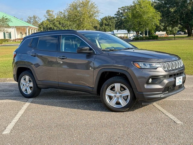 Used 2022 Jeep Compass Latitude w/ Convenience Group image 1