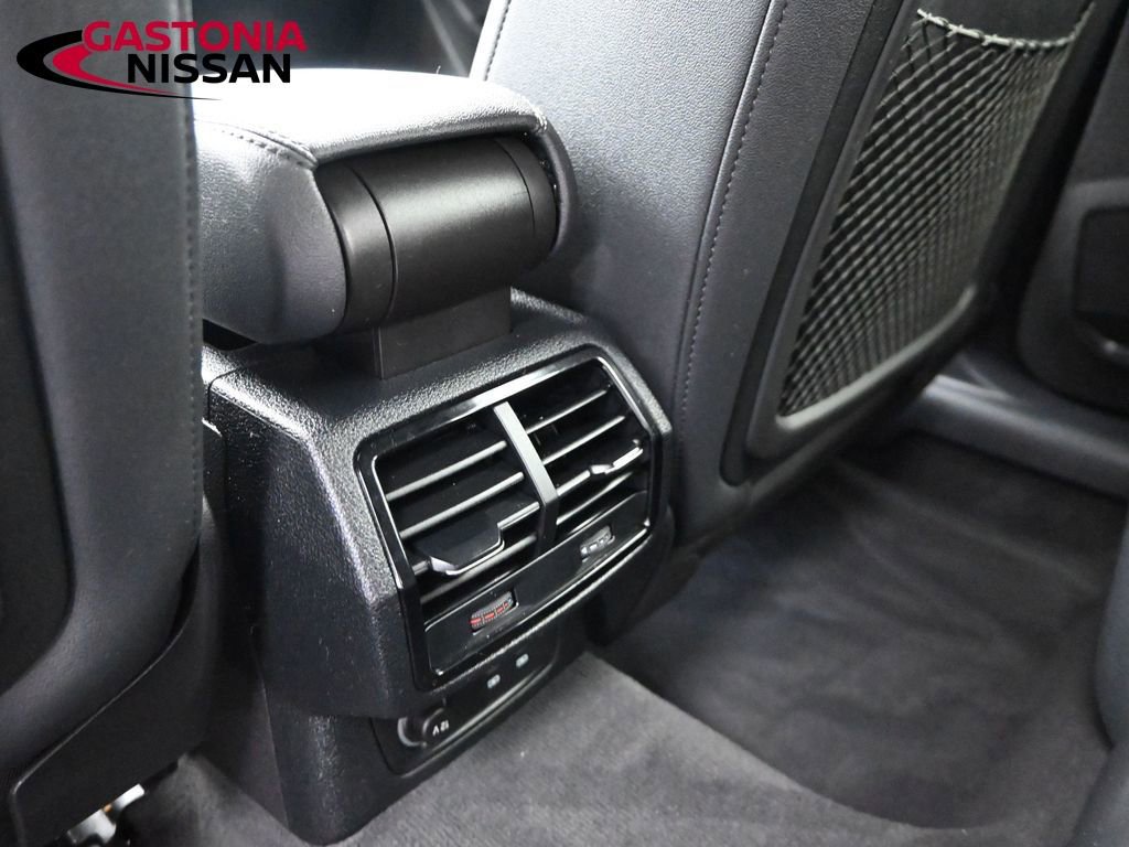 Used 2023 Audi Q3 2.0T Premium image 13