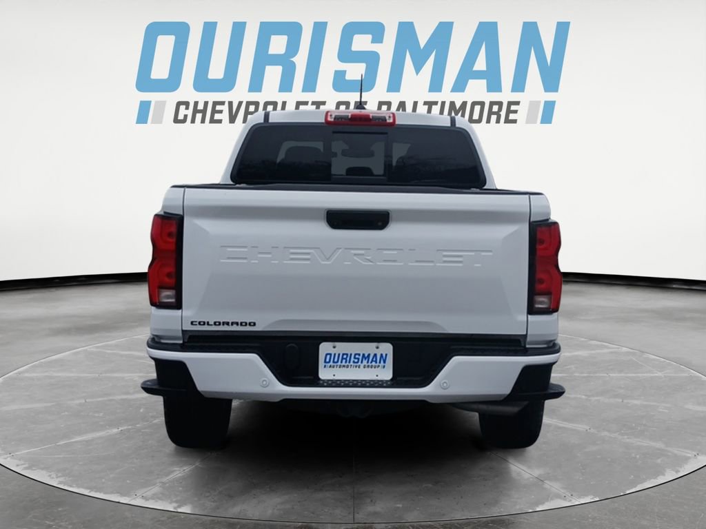 Used 2025 Chevrolet Colorado LT w/ LT Convenience Package image 5