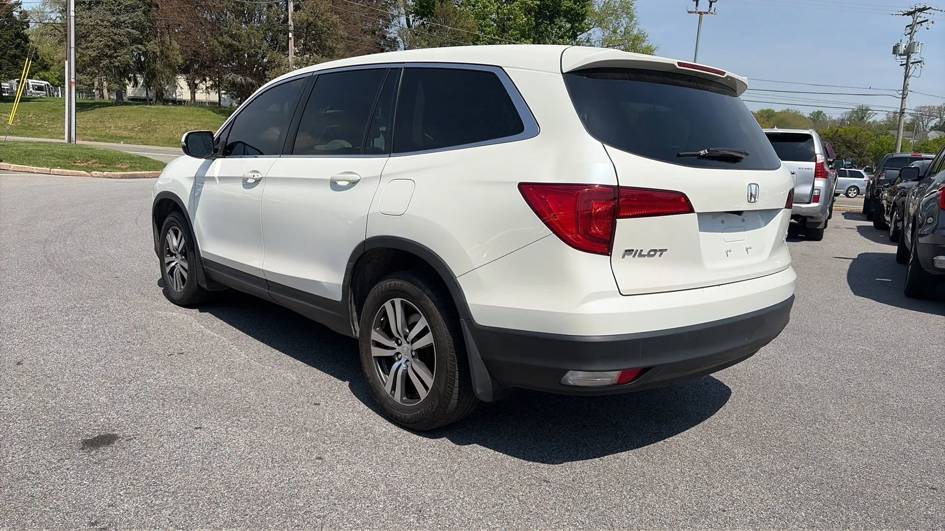Used 2017 Honda Pilot EX-L image 9