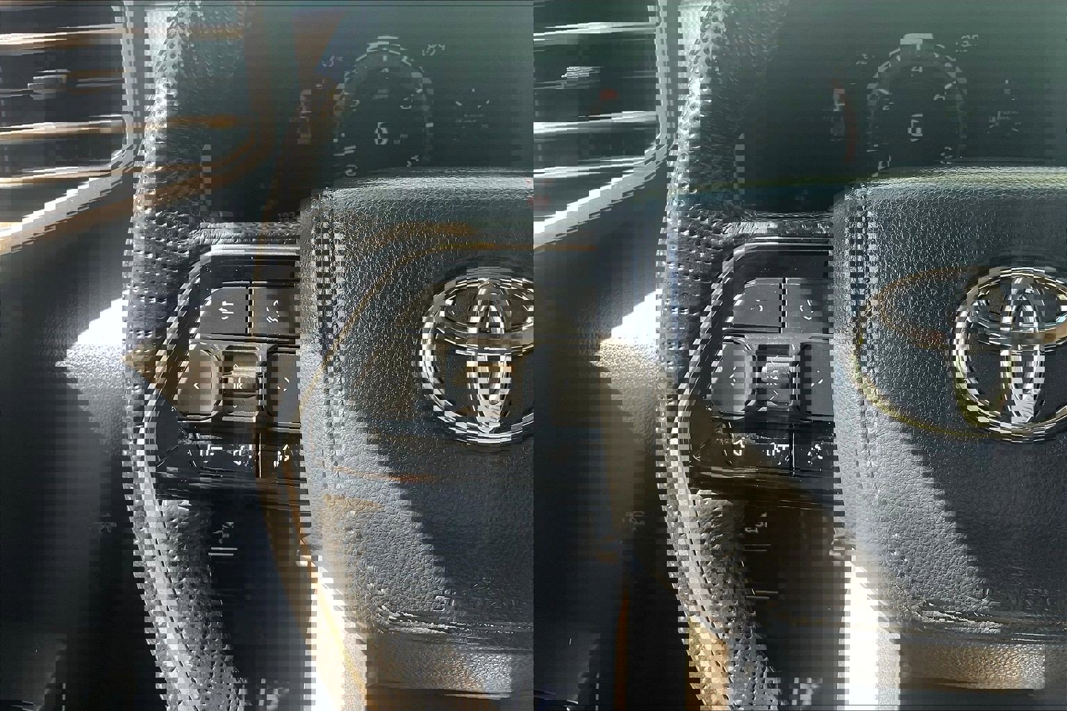 Used 2024 Toyota Tundra Limited image 23