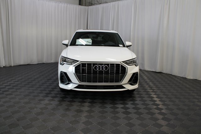 New 2025 Audi Q3 2.0T Premium image 28