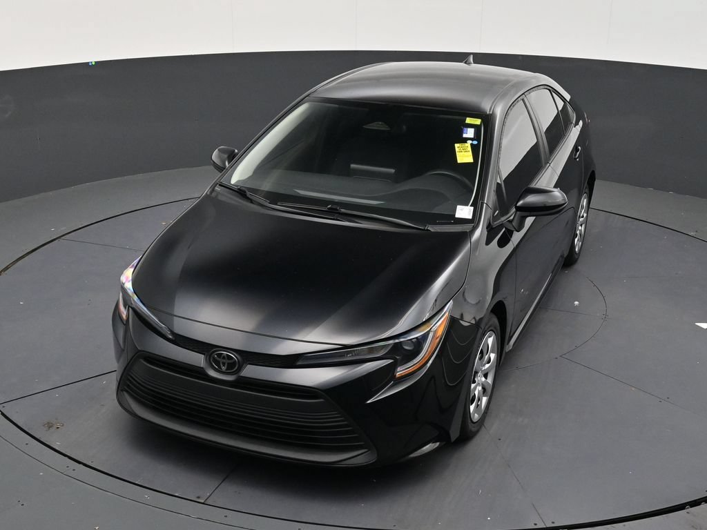 Used 2023 Toyota Corolla LE FWD image 18