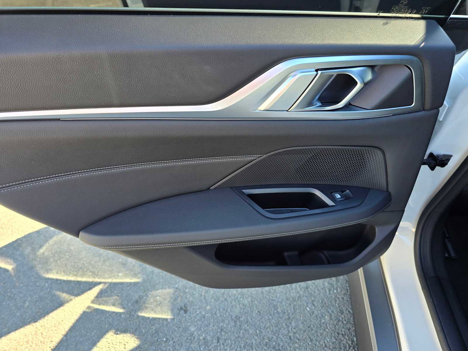 Used 2025 BMW i4 eDrive40 image 19