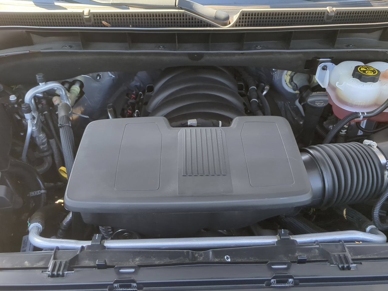 Used 2023 GMC Yukon XL SLT w/ SLT Luxury Package AWD/4WD image 30