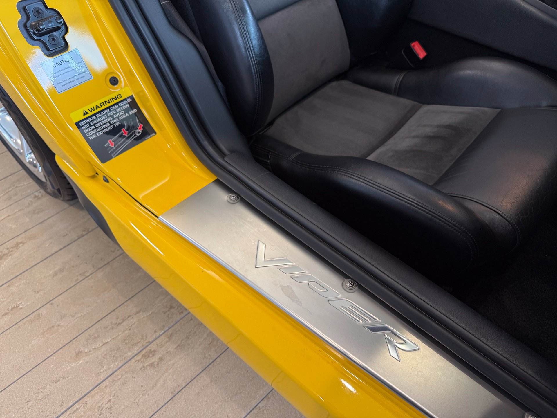 Used 2005 Dodge Viper SRT-10 RWD image 28