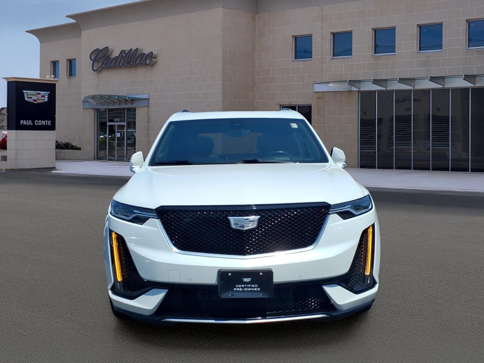 Certified 2023 Cadillac XT6 Sport w/ Technology Package AWD/4WD image 2