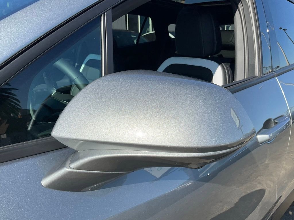 Used 2025 Chevrolet Blazer EV LT image 86