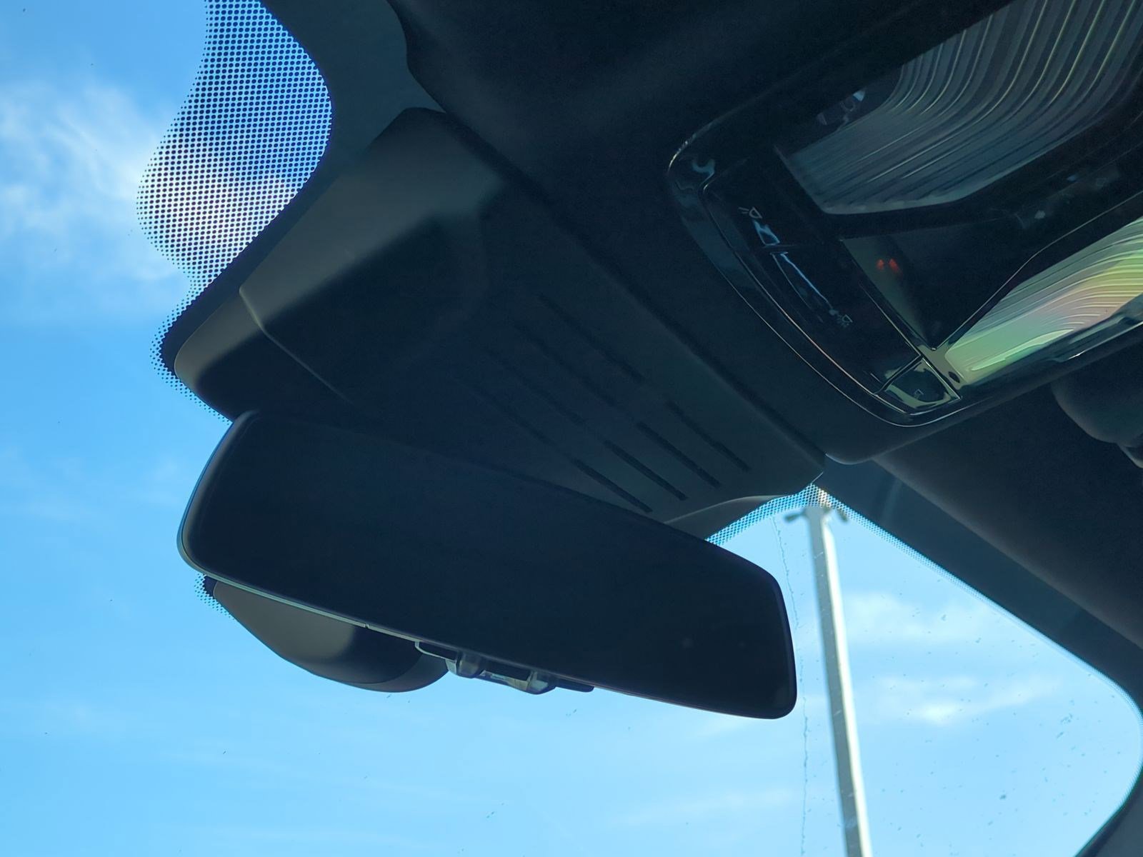 Used 2025 BMW X5 xDrive40i w/ M Sport Package image 27