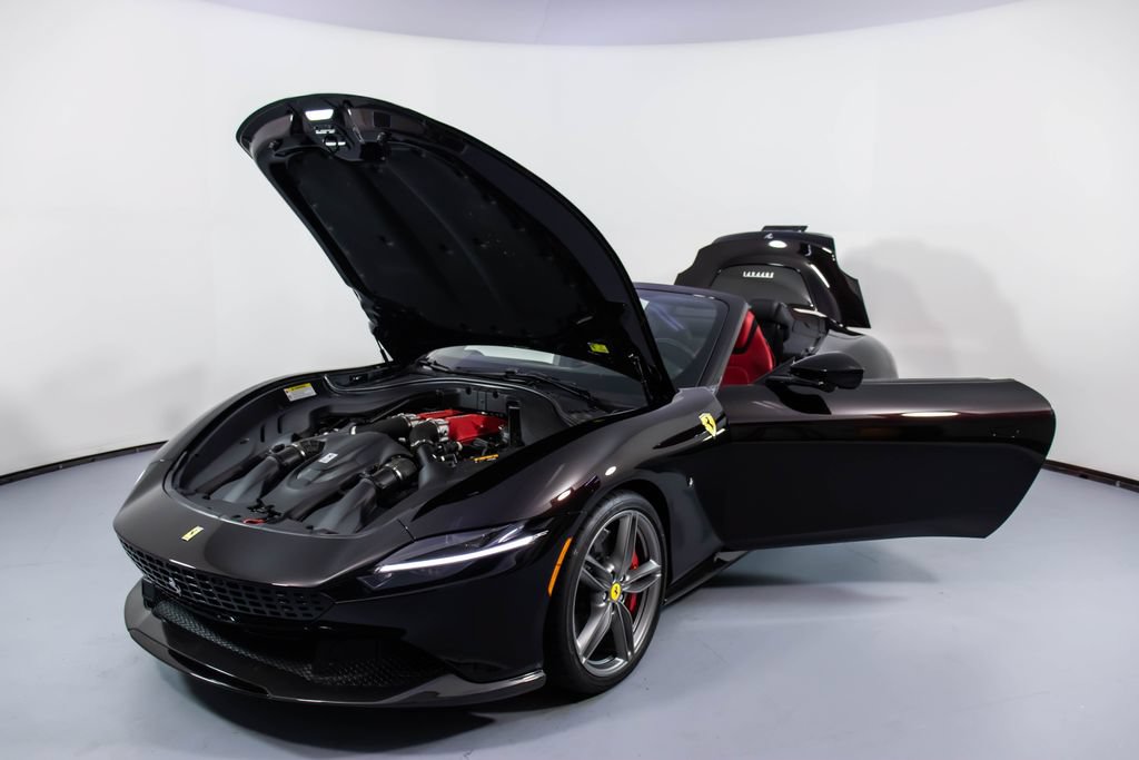 Certified 2024 Ferrari Roma Spider RWD image 33