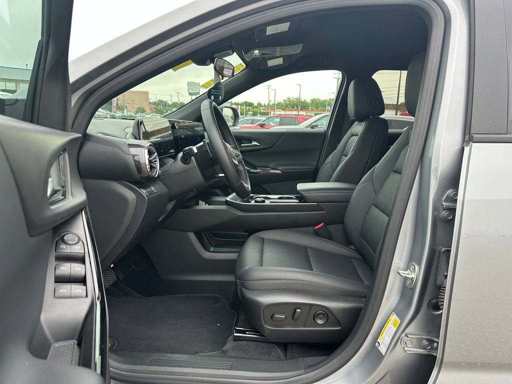 Certified 2026 Chevrolet Equinox LT w/ Convenience Package II AWD/4WD image 19