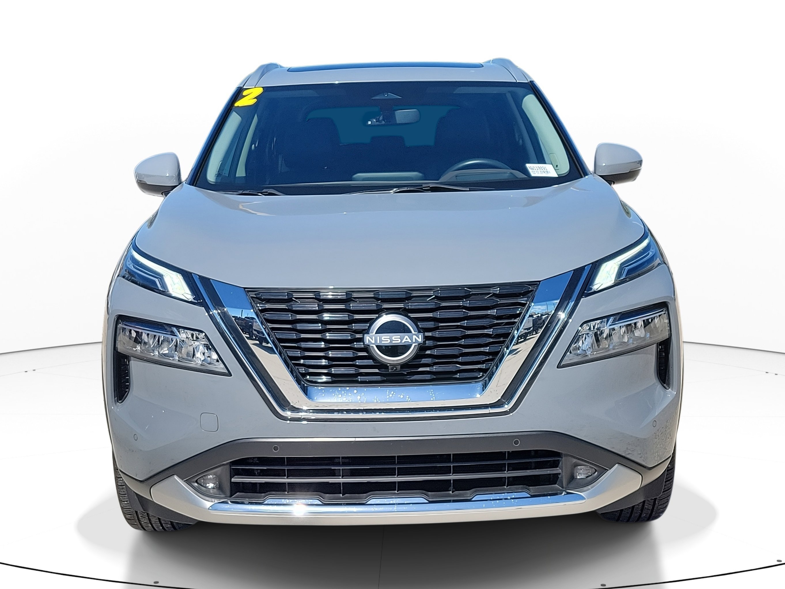 Used 2022 Nissan Rogue Platinum w/ Head-Up Display Package image 2