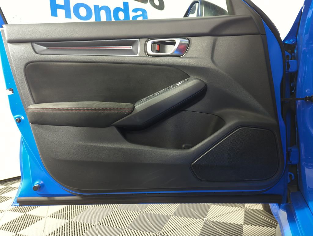 Certified 2024 Honda Civic Type R image 9