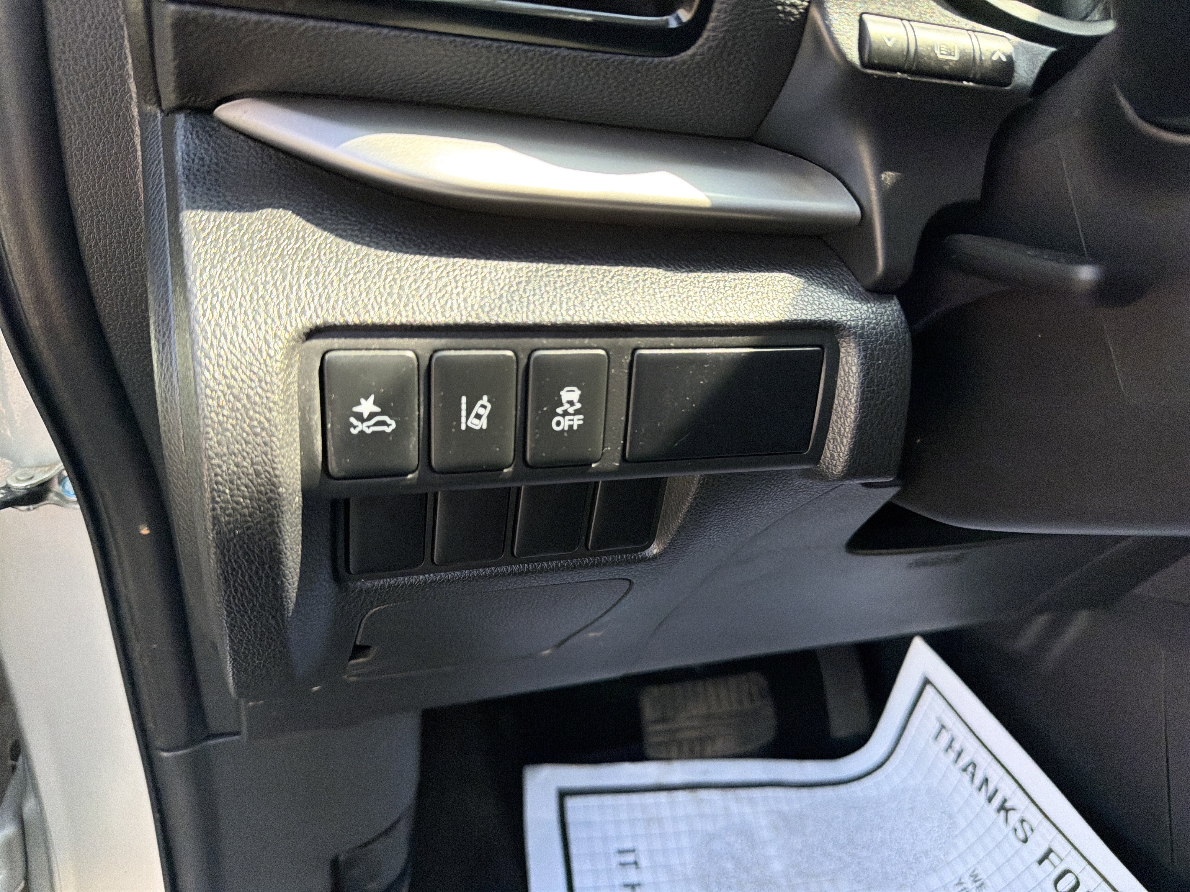 Used 2023 Mitsubishi Eclipse Cross LE AWD/4WD image 17