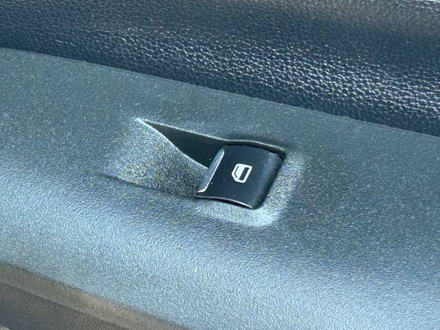 Used 2016 Ford Mustang Coupe RWD image 29
