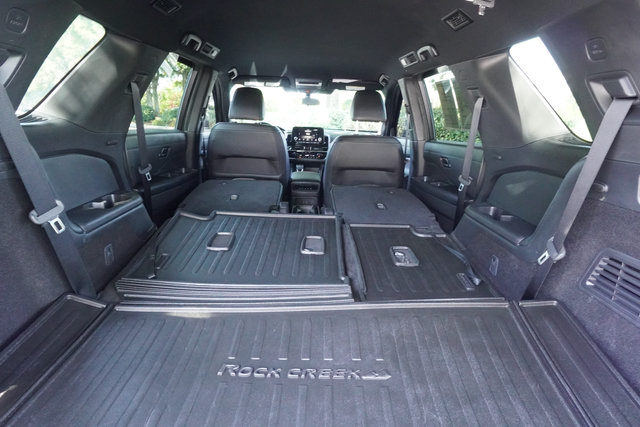 Used 2024 Nissan Pathfinder Rock Creek AWD/4WD image 27