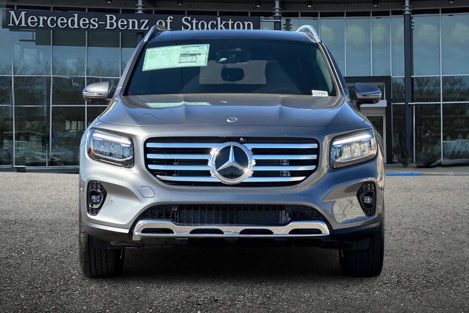 New 2026 Mercedes-Benz GLB 250 4MATIC image 9