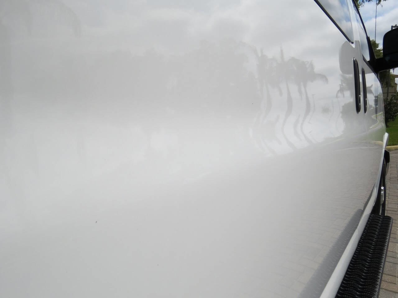 Used 2016 Chevrolet Express 3500 image 40