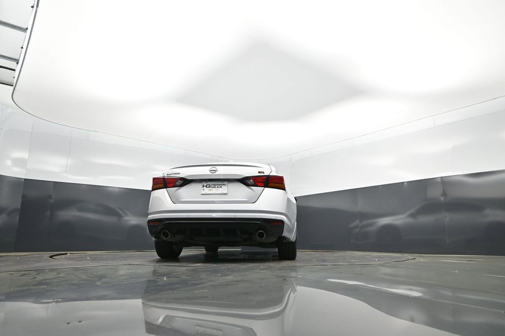 Used 2024 Nissan Altima 2.5 SR w/ SR Premium Package image 41