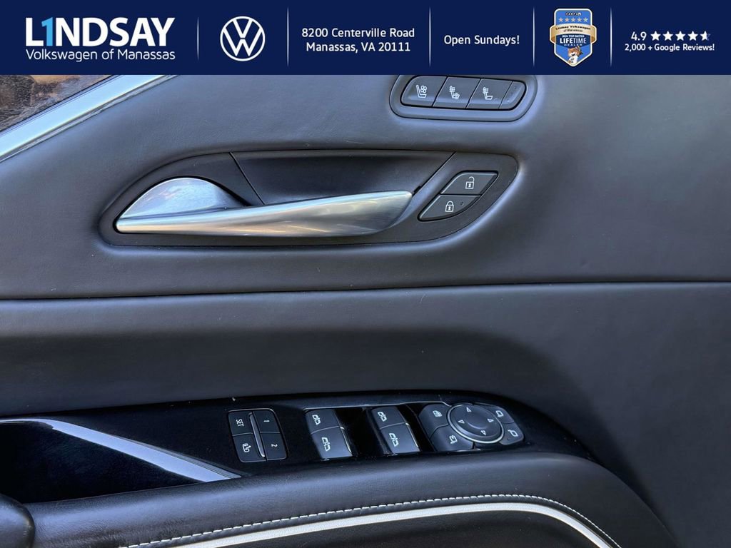 Used 2021 Cadillac Escalade Sport Platinum w/ LPO, ONYX Package image 17