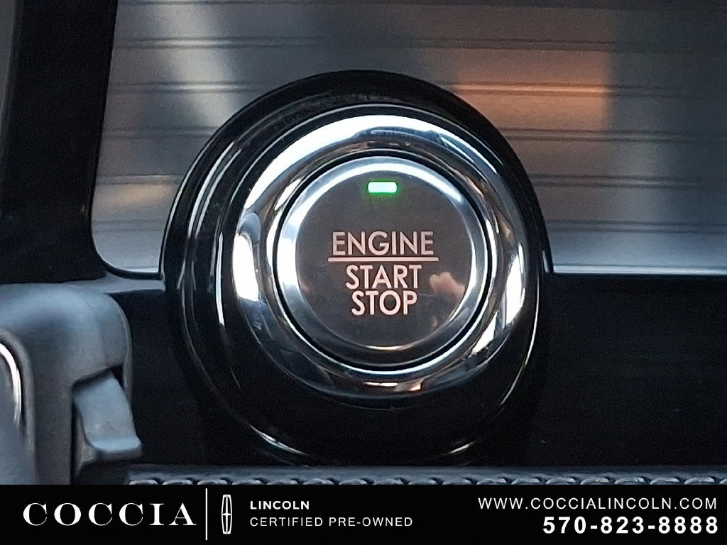 Used 2022 Lincoln Corsair AWD w/ Equipment Group 101A image 23